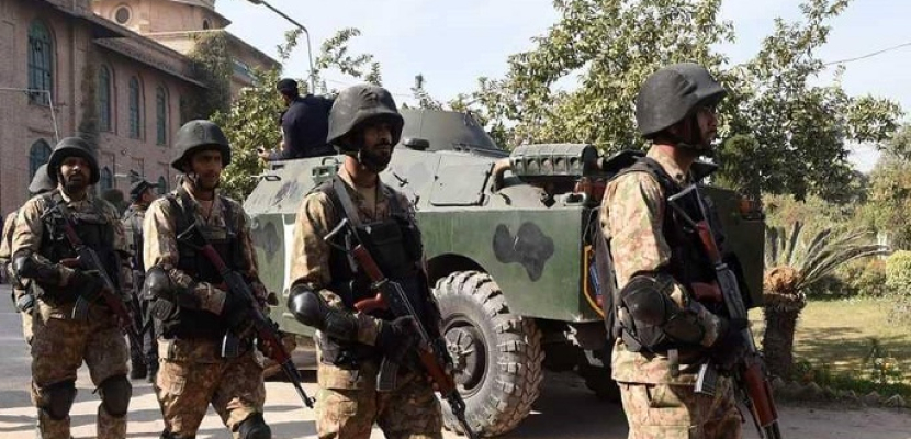 الجيش الباكستاني يعلن مقتل قياديين محليين بحركة “طالبان-باكستان”