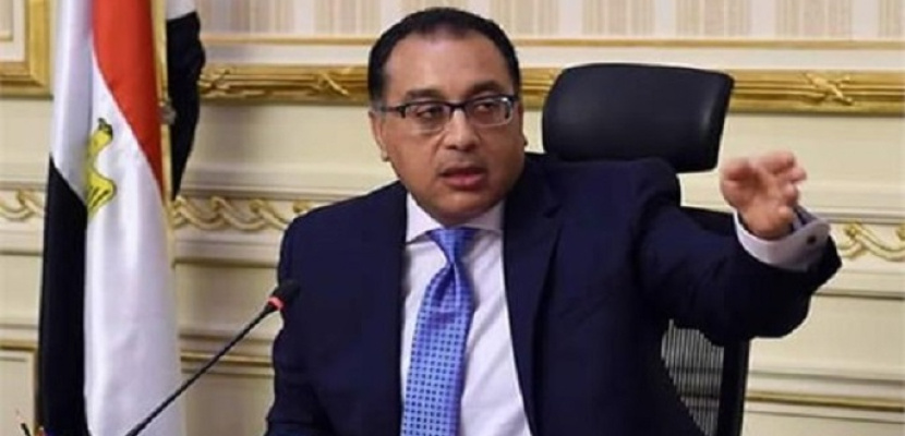 مدبولي يبحث مع رئيس مجموعة “اللولو” الهندية فرص زيادة الاستثمارات بمصر