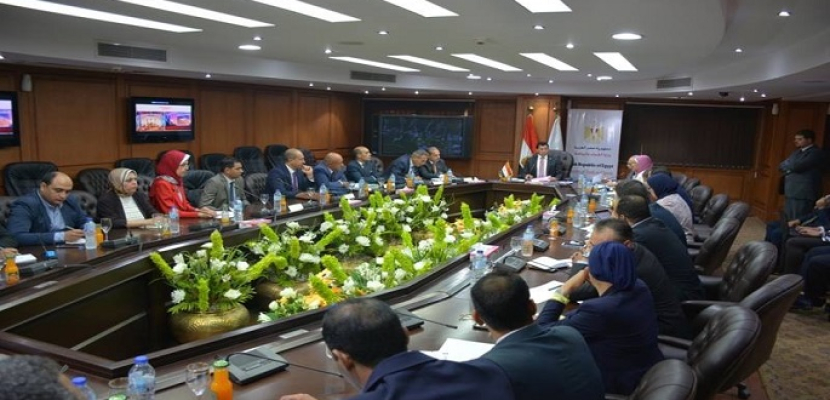 وزير الشباب والرياضة يبحث دعم المشروعات والبرامج مع رؤساء البنوك المصرية