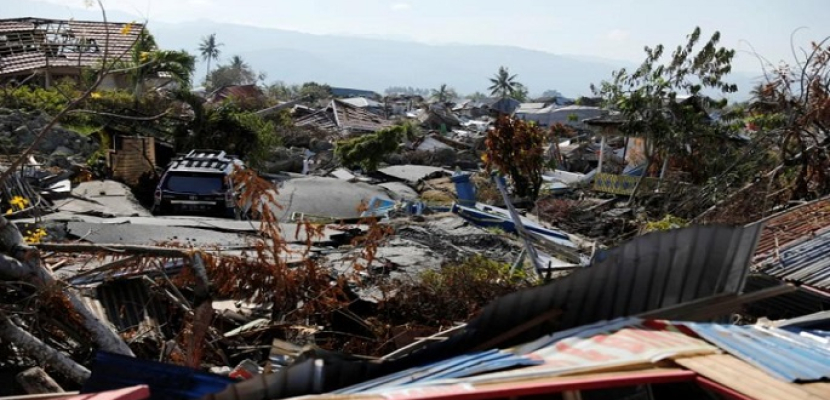زلزال قوته 7.3 درجة يضرب شرق إندونيسيا ومقتل امرأة