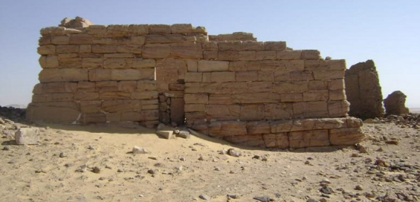 الآثار تعلن اكتشاف نظام نقل الكتل الحجرية من المحاجر في عصر الملك خوفو