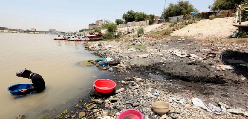 الخليج : إيران تستغل أزمة المياه في العراق لتمرير مشروعها بالمنطقة