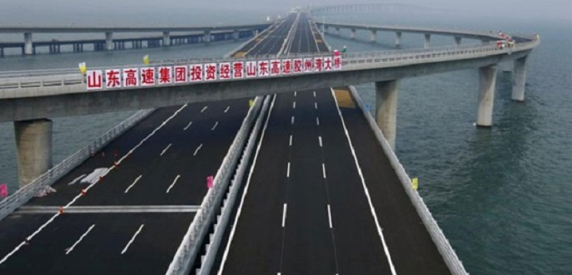 الصين تفتتح جسرا بحريا يربط 3 مدن بعد 9 سنوات من التشييد