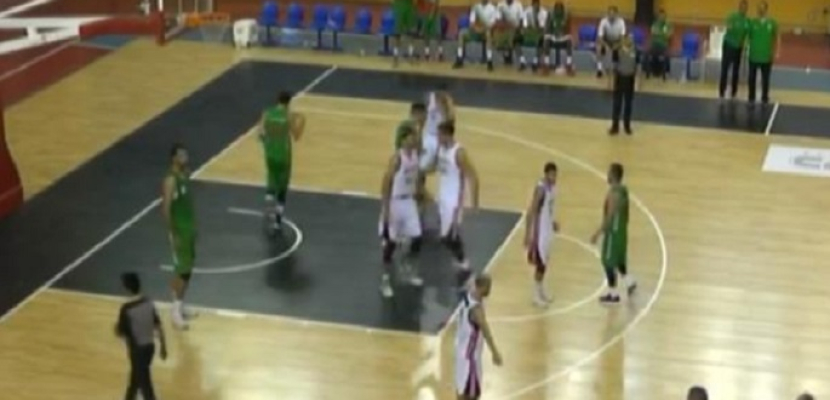 المنتخب يهزم الجزائر في افتتاح البطولة العربية لكرة السلة