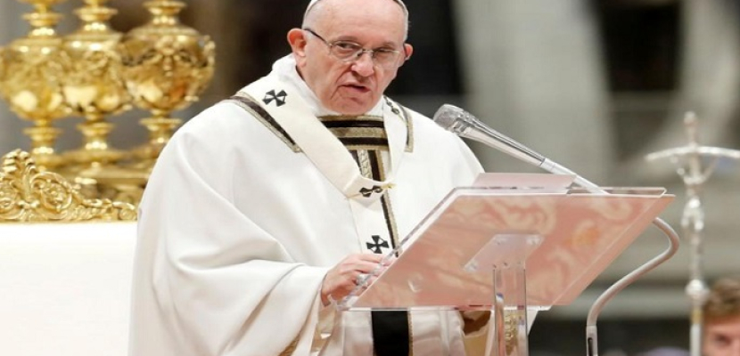 البابا فرنسيس: على العالم ألا يتجاهل المهاجرين والفقراء
