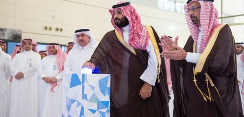 ولي العهد السعودي يضع حجر أساس أول مفاعل للأبحاث النووية بالمملكة