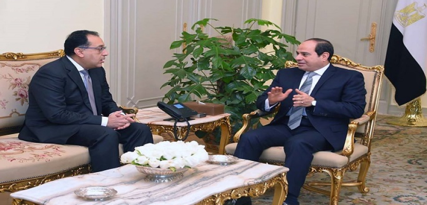 رئيس الوزراء يهنئ الرئيس السيسي بحلول عيد الفطر المبارك