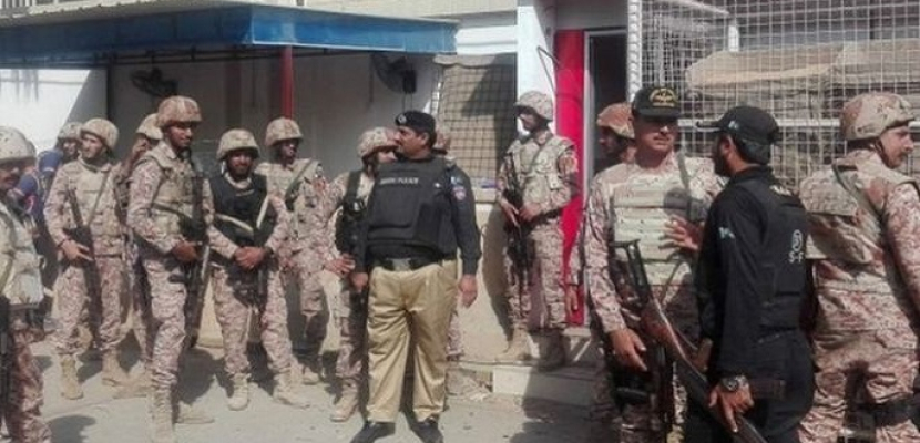 باكستان تعتقل شخصين يشتبه في مساعدتهما لمنفذي الهجوم على القنصلية الصينية بكراتشي
