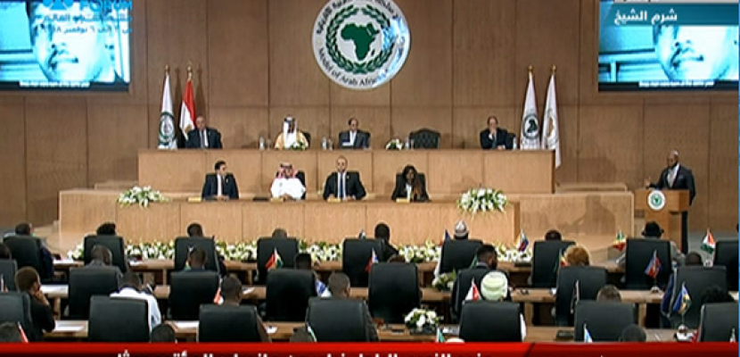 الرئيس السيسي يشهد فعاليات الجلسة الختامية  لمحاكاة القمة العربية الأفريقية