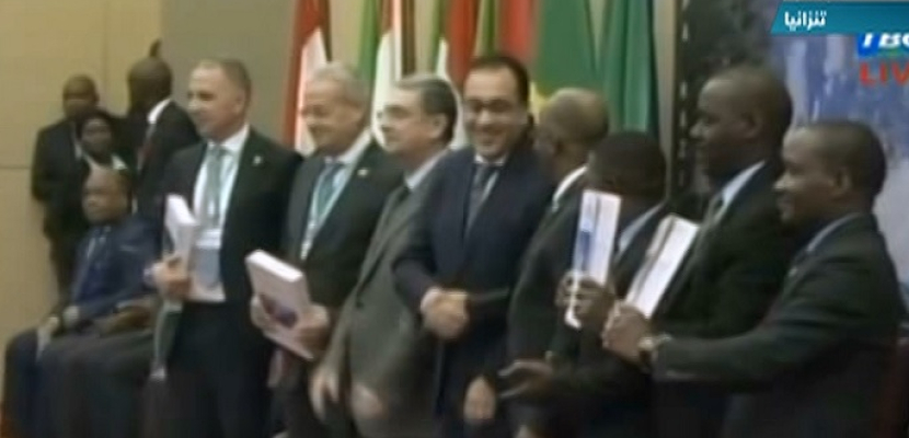 رئيس الوزراء يشهد توقيع مشروع سد “ستيجلر جورج” فى تنزانيا