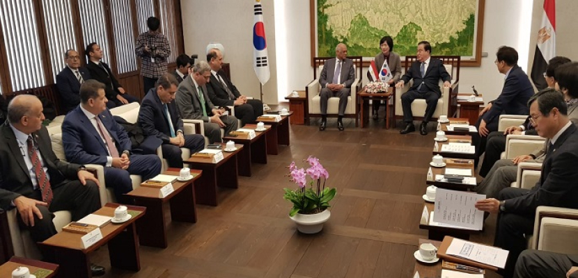 بالصور.. رئيس مجلس النواب يلتقى رئيس الجمعية الوطنية بكوريا الجنوبية
