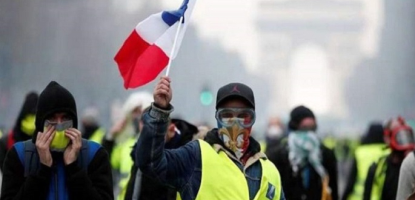 محتجو “السترات الصفراء” يتظاهرون للسبت الرابع عشر في فرنسا