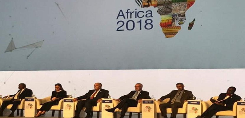 الرئيس السيسي وعدد من القادة الأفارقة يشاركون فى جلسة منتدى”إفريقيا2018″