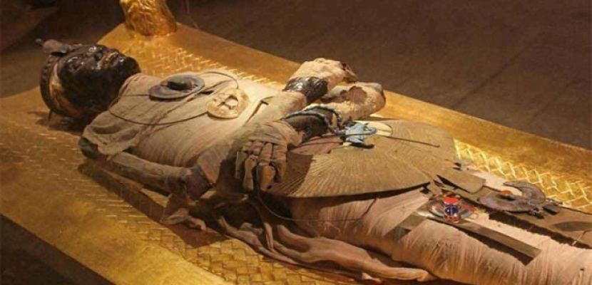 “الآثار” تفتتح المعرض الأثري “إعادة اكتشاف الموتى”