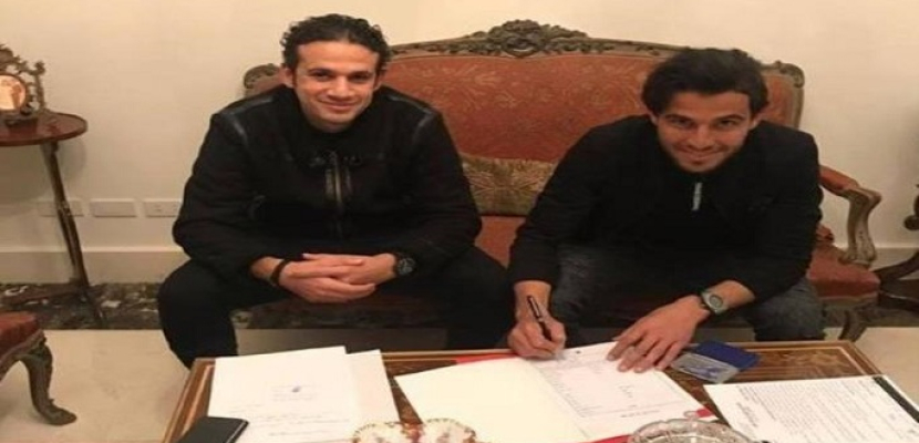 الأهلي يتعاقد رسميا مع حمدي فتحي لاعب إنبي لمدة 4 سنوات ونصف