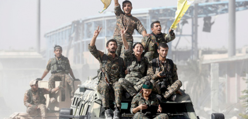 الجيش العراقي يتسلم 150 داعشيا من قوات سوريا الديمقراطية