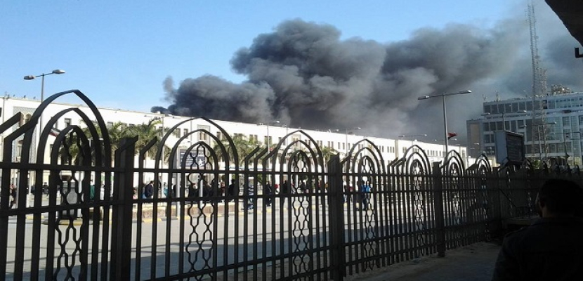 النائب العام: ضبط سائق الجرار المتسبب في حادث اندلاع النيران بمحطة مصر