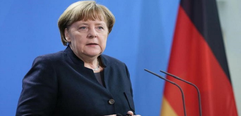 صحيفة ألمانية: ميركل منعت وقوع حرب في البحر المتوسط الليلة الماضية