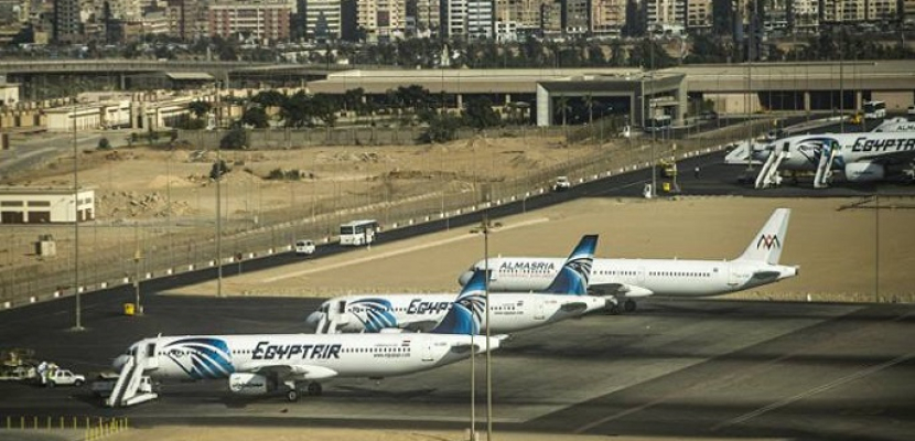 رئيس القابضة المطارات يتفقد اليوم مطار القاهرة استعداداً لبدء الرحلات المنتظمة اعتباراً من الاربعاء