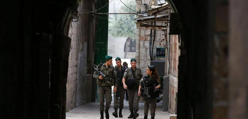 اضطرابات داخل الحرم القدسي ومقتل فلسطينيين في الضفة