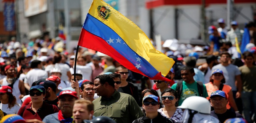 واشنطن تدعو حظر وصول الطائرات الروسية إلى فنزويلا