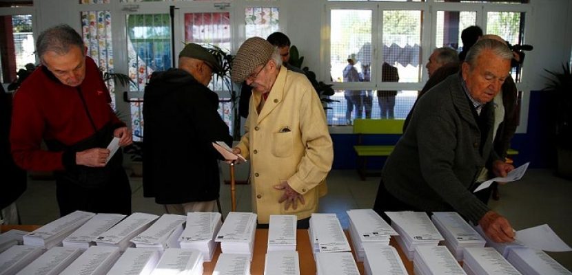 بدء التصويت في الانتخابات العامة في إسبانيا