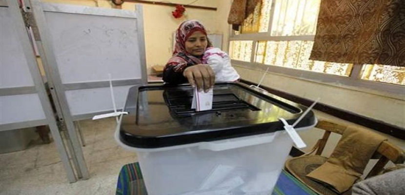 توافد المواطنين بالمحافظات على مراكز الاقتراع للإدلاء بأصواتهم في الاسفتاء على التعديلات الدستورية