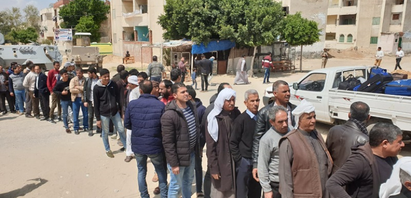 أهالى شمال سيناء يشاركون بكثافة فى الاستفتاء على التعديلات الدستورية