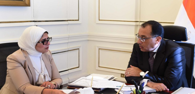 رئيس الوزراء يلتقي وزيرة الصحة لمتابعة تكليفات الرئيس وملفات التعاون مع لبنان