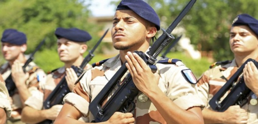 مقتل جنديين فرنسيين في عملية إنقاذ أربع رهائن في غرب أفريقيا
