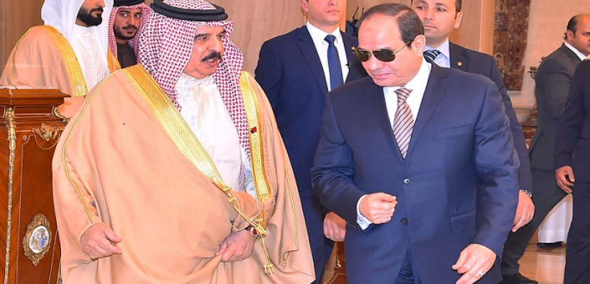الرئيس السيسي يهنئ ملك البحرين بمناسبة عيد الفطر المبارك