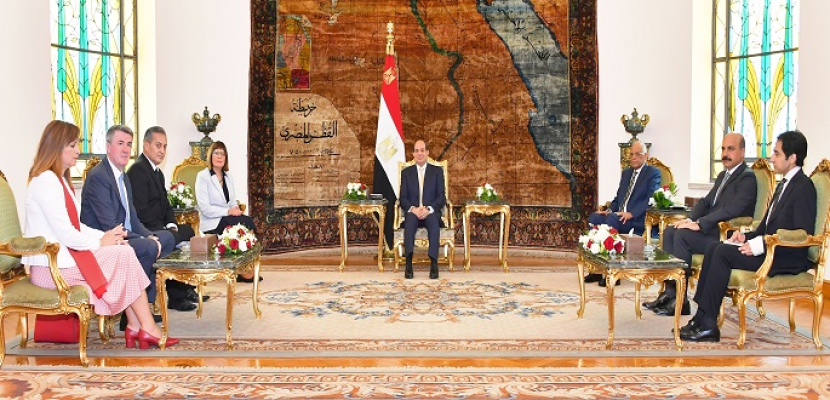 الرئيس السيسي يعرب عن تطلع مصر لتعزيز آليات التعاون الثنائي على شتى الأصعدة مع صربيا