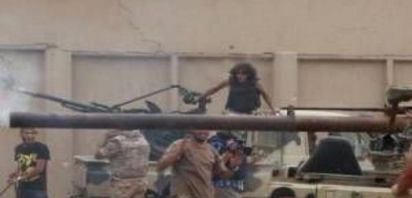 قوات شرق ليبيا بقيادة حفتر تفقد قاعدة رئيسية في ضربة مفاجئة
