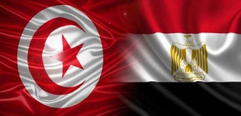 الرئيس السيسي يوجه بإعلان حالة الحداد ثلاثة أيام لرحيل الرئيس التونسي