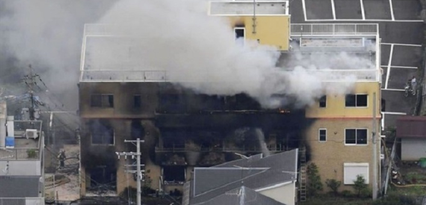 الشرطة اليابانية تبدأ تفتيش موقع حريق استوديو أفلام الرسوم المتحركة بكيوتو