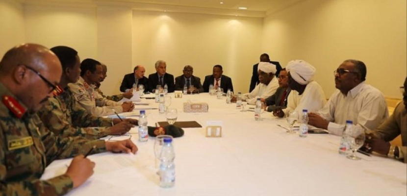 المجلس العسكرى السودانى وقوى الحرية والتغيير يواصلون اليوم مناقشة الوثيقة الدستورية