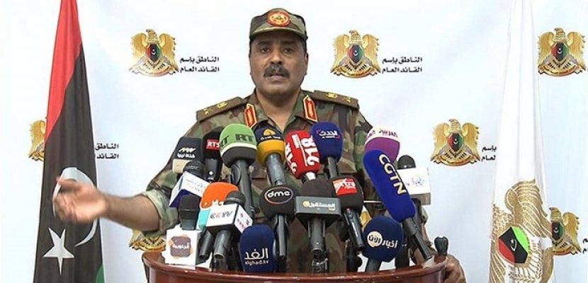 الجيش الليبى : حكومة الوفاق تحضر مطار معيتيقة لاستقبال آليات تركية