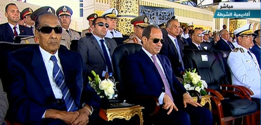 بالفيديو .. الرئيس السيسى يشهد الاحتفال بتخريج دفعة جديدة من طلبة كلية الشرطة