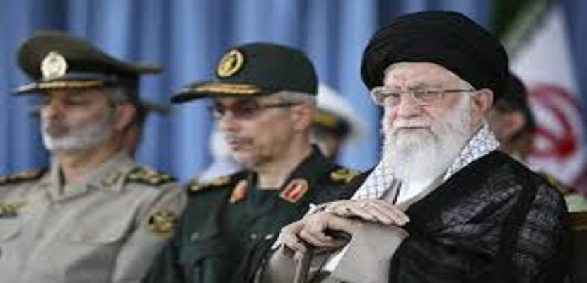 صحيفة إماراتية: النظام الإيراني يصر على السباحة ضد تيار القانون الدولي
