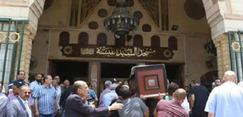 تشييع جنازة الفنان عزت أبوعوف بمشاركة وزيرة الثقافة ونجوم الفن