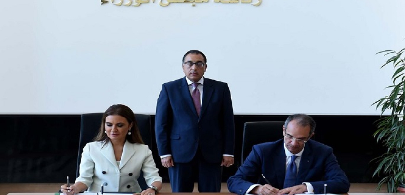 رئيس الوزراء يشهد توقيع اتفاق مشروع إنشاء تخزين القمح بميناء غرب بورسعيد