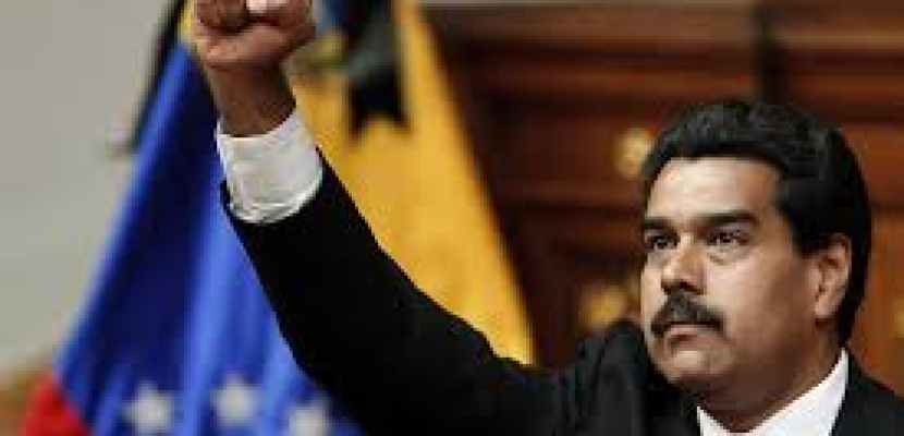 مادورو يعلن اقتراب الإنتاج النفطي في فنزويلا من عتبة المليون برميل يوميا