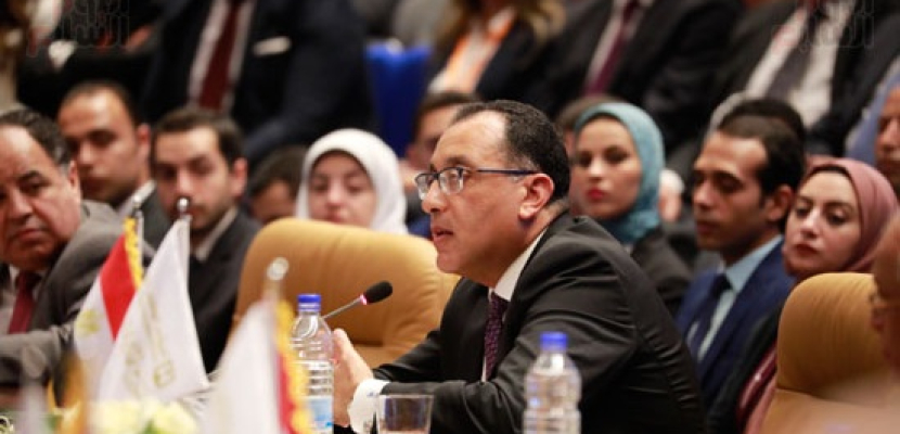 في ثاني جلسات محاكاة الدولة المصرية : دعم إجراءات الحماية الاجتماعية وجهود ناجحة لمواجهة الإرهاب
