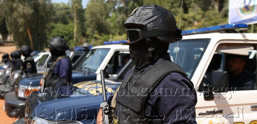 انتشار أمني مكثف لقوات الشرطة لتأمين احتفالات عيد الأضحى المبارك