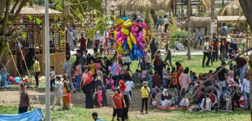 مراكز الشباب تشهد إقبالا كبيرا من المواطنين في ثاني أيام عيد الفطر