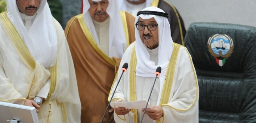 أمير الكويت يكلف صباح الخالد بتشكيل الحكومة الجديدة