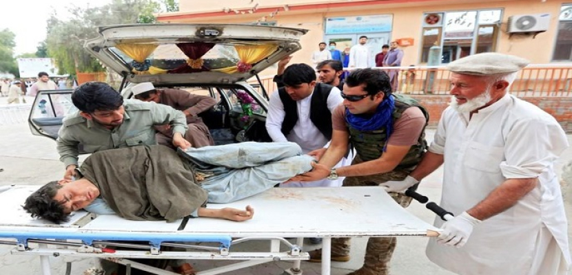 مقتل 62 على الأقل وإصابة أكثر من 100 في انفجارات بمسجد في أفغانستان