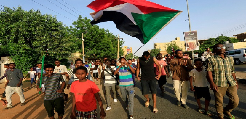 جماعة متمردة رئيسية توقف محادثات السلام المباشرة مع الخرطوم