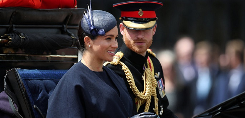 الأمير هاري وزوجته يعتزمان التوقف عن استخدام كلمة “ملكي”