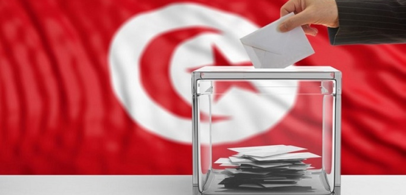 “العليا المستقلة للانتخابات التونسية”: 1055 مرشحا بالقائمة النهائية للانتتخابات التشريعية